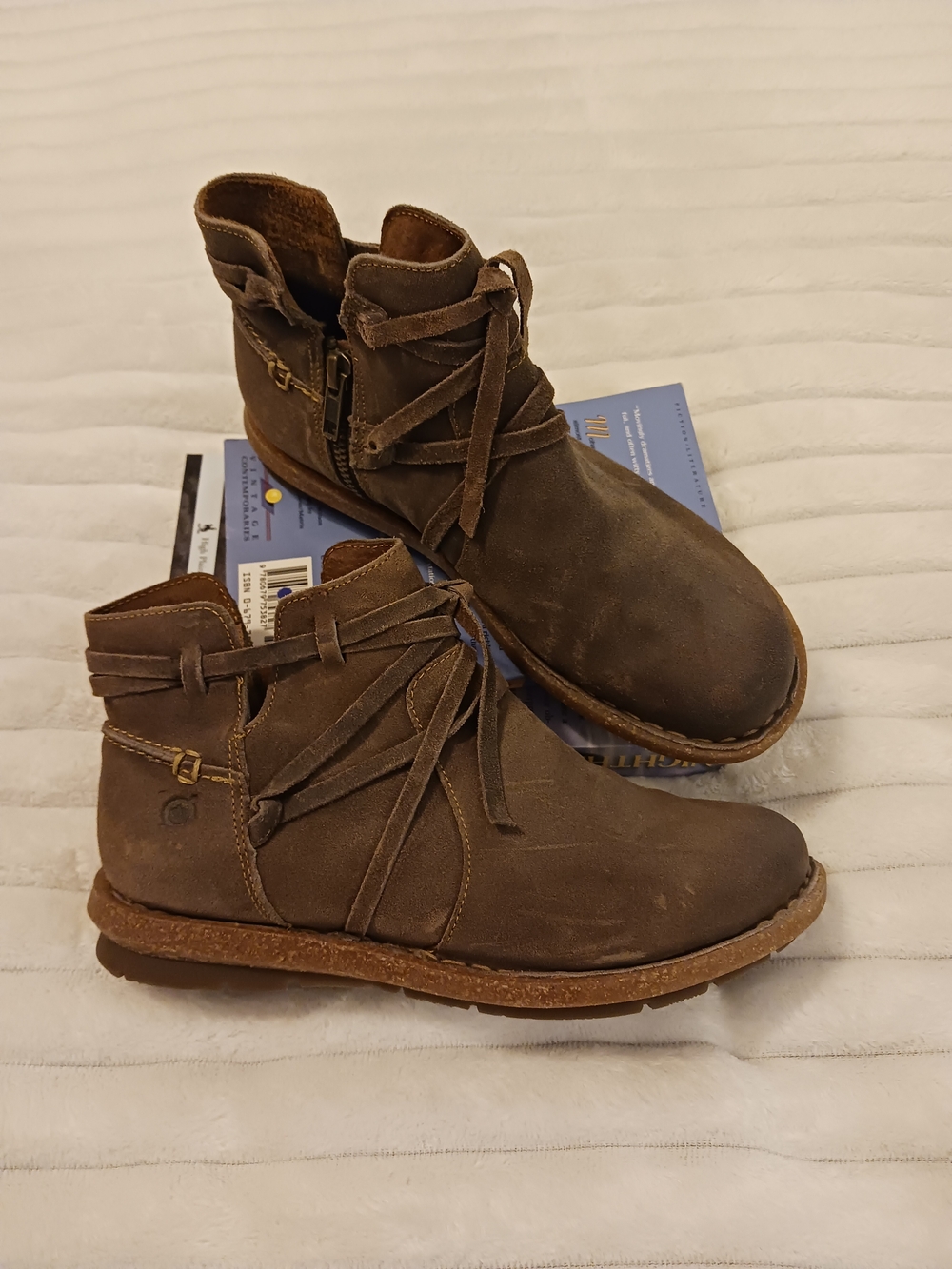 Born - Women's Suede Chukka Ankle Boots